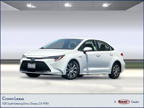 Super White 2020 Toyota Corolla Hybrid LE