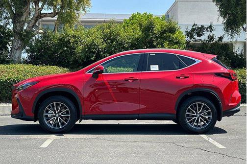 2025 Lexus NX 250 Premium