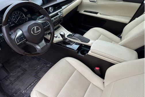 2018 Lexus ES 350 Base