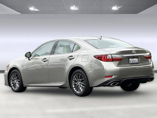 2018 Lexus ES 350 Base
