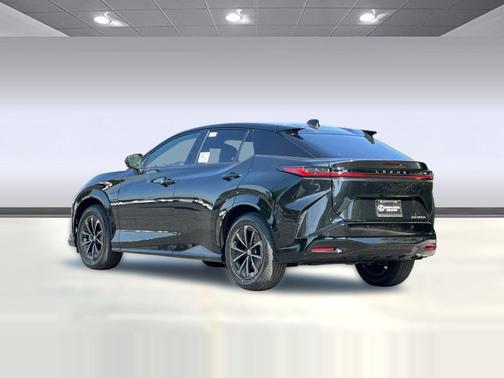 Nori Green Pearl 2026 Lexus NX 350 Premium