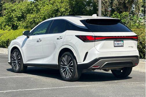 Eminent White Pearl 2023 Lexus RX 350 Base