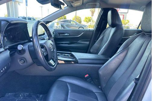 2021 Toyota Mirai Base