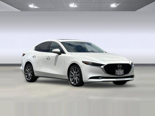Snowflake White Pearl Mica 2021 Mazda Mazda3 FWD w/Premium Package