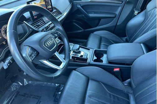 2024 Audi Q5 45 S line Premium Plus