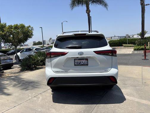 2022 Toyota Highlander XLE