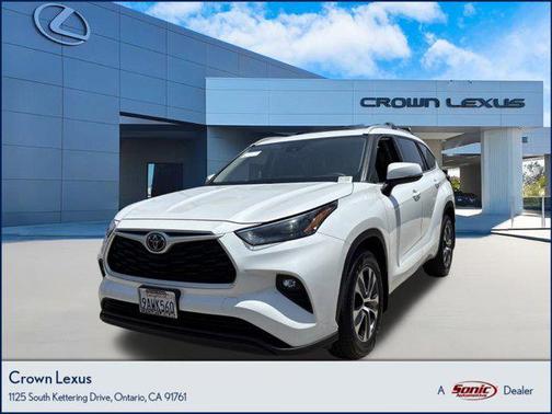 2022 Toyota Highlander XLE