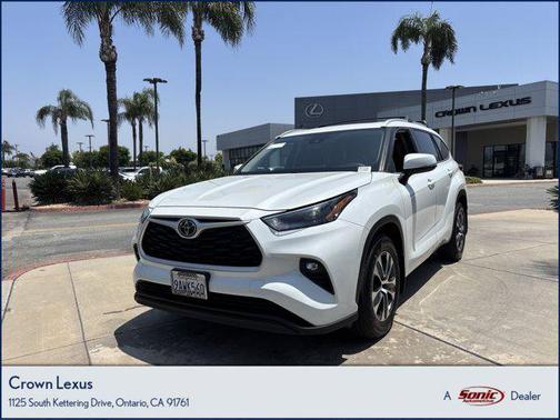 2022 Toyota Highlander XLE