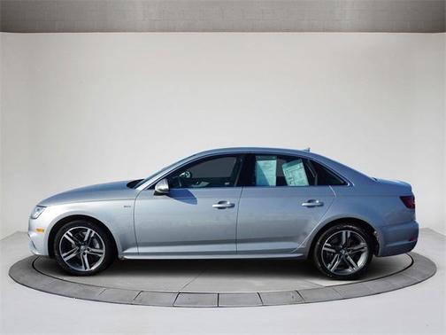 Photo 2 of 33 of 2018 Audi A4 2.0T Premium