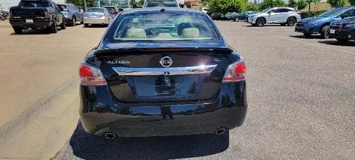 Photo 5 of 8 of 2015 Nissan Altima 2.5 SL
