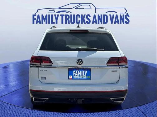 Pure White 2022 Volkswagen Atlas 3.6L SE w/Technology