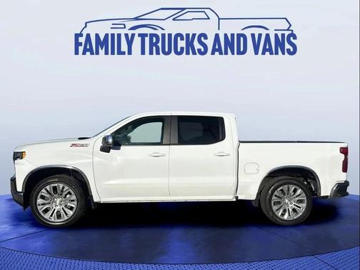 White 2021 Chevrolet Silverado 1500 LT