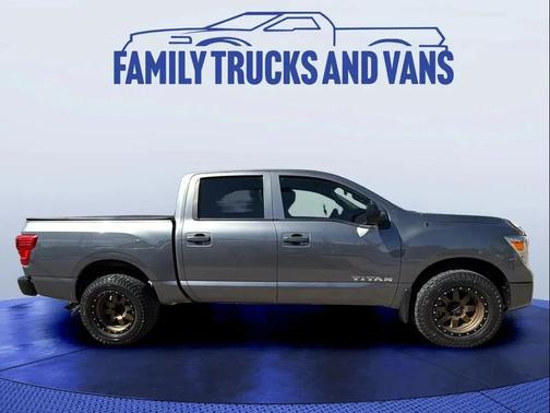 Gun Metallic 2021 Nissan Titan S