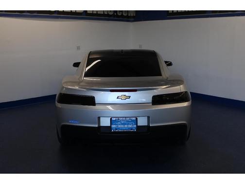 Photo 4 of 29 of 2014 Chevrolet Camaro 2LS