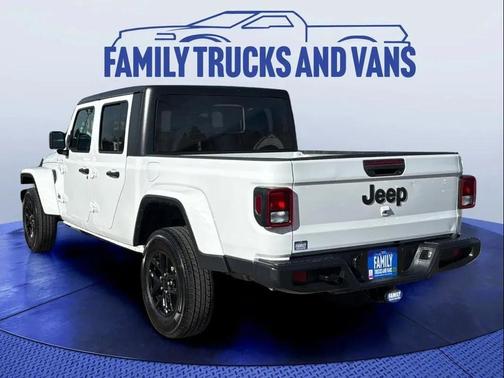 2023 Jeep Gladiator Sport S