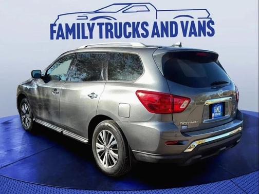 2020 Nissan Pathfinder S 4WD