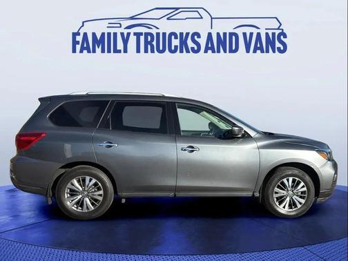 2020 Nissan Pathfinder S 4WD