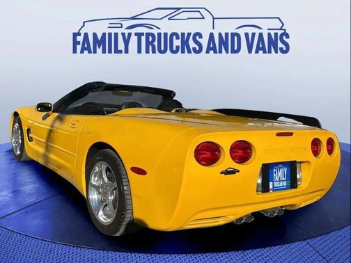 2003 Chevrolet Corvette Base