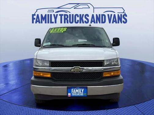 2019 Chevrolet Express 3500 LT
