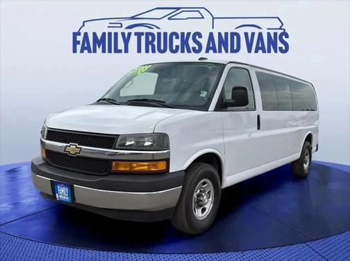 2019 Chevrolet Express 3500 LT
