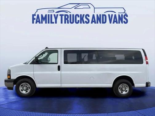 2019 Chevrolet Express 3500 LT