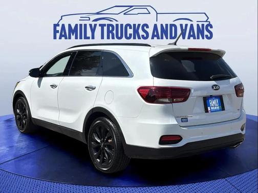 2020 Kia Sorento S