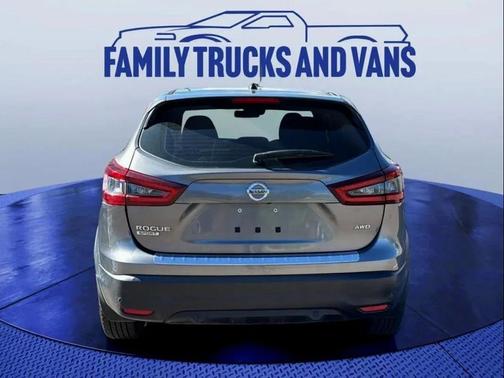 2020 Nissan Rogue Sport S