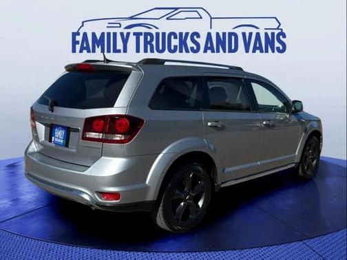 2020 Dodge Journey Crossroad