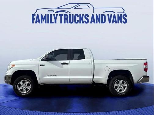 2015 Toyota Tundra SR5