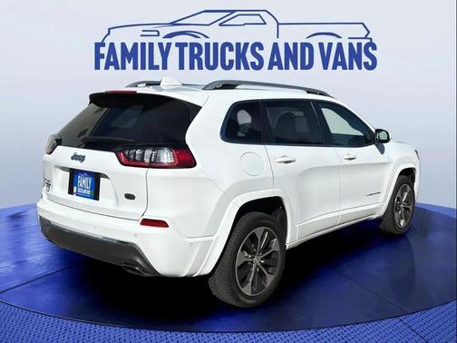 2019 Jeep Cherokee Overland