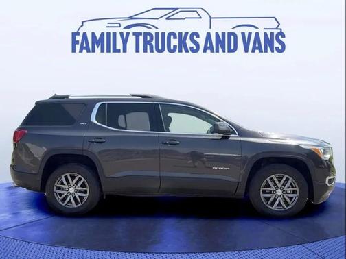 2017 GMC Acadia SLT-1