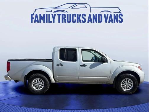 Brilliant Silver 2017 Nissan Frontier SV