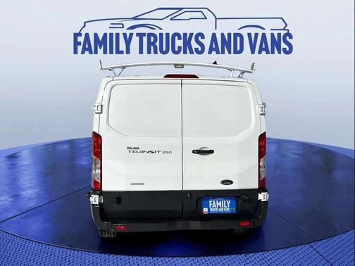 2018 Ford Transit-250 Base