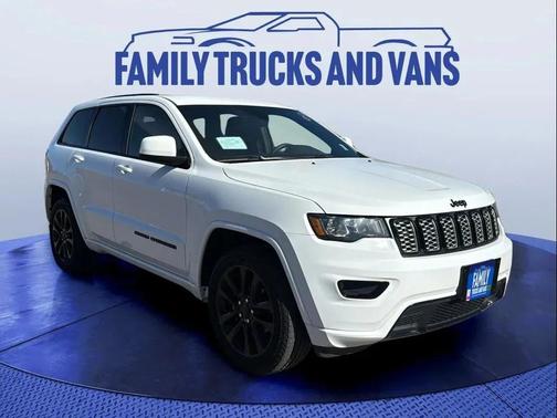 2017 Jeep Grand Cherokee Altitude