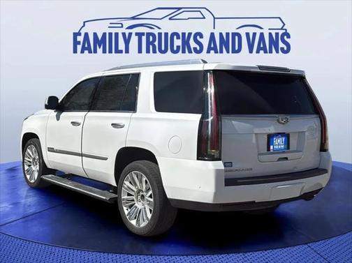 2017 Cadillac Escalade Platinum