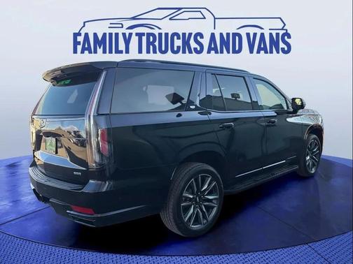 2023 Cadillac Escalade Sport