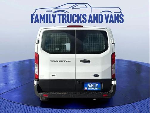2020 Ford Transit-250 Base