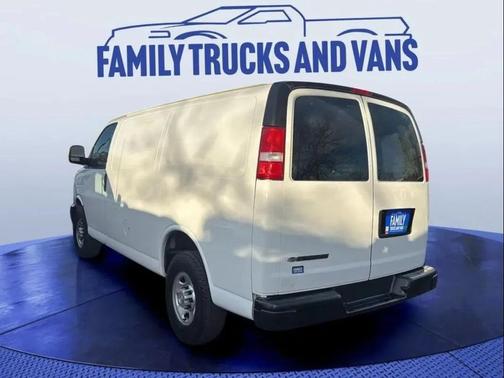 2020 Chevrolet Express 2500 RWD 2500 Regular Wheelbase WT