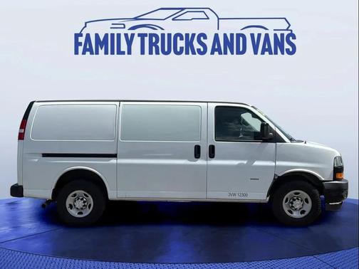 2020 Chevrolet Express 2500 RWD 2500 Regular Wheelbase WT