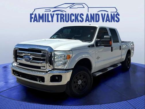 Oxford White 2016 Ford F-250 XLT