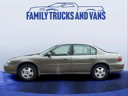 2002 Chevrolet Malibu Base