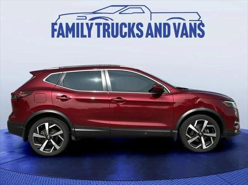 2020 Nissan Rogue Sport SL