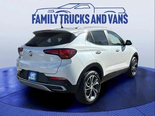 White Frost Tricoat 2021 Buick Encore GX Select