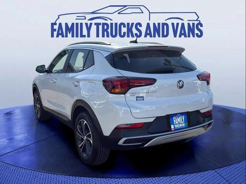 White Frost Tricoat 2021 Buick Encore GX Select