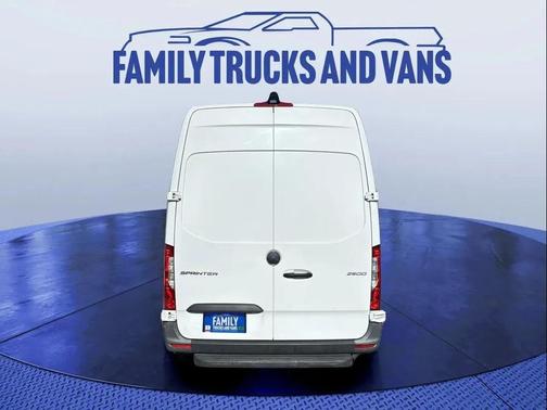 2022 Mercedes-Benz Sprinter 2500 High Roof