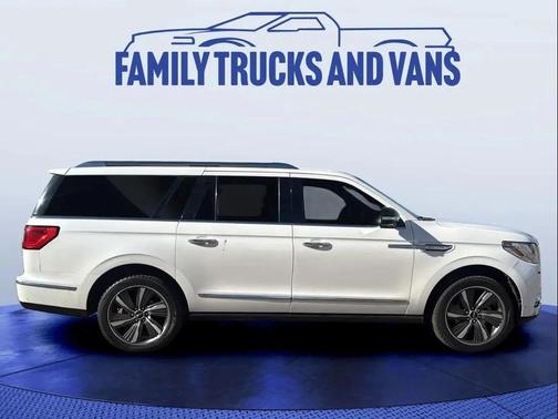 2019 Lincoln Navigator L Reserve