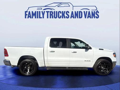 Bright White Clearcoat 2020 RAM 1500 Big Horn/Lone Star