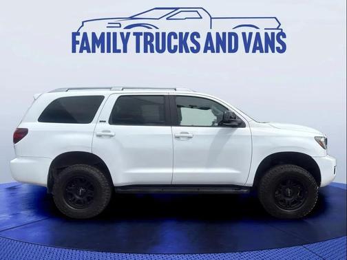 Super White 2019 Toyota Sequoia SR5
