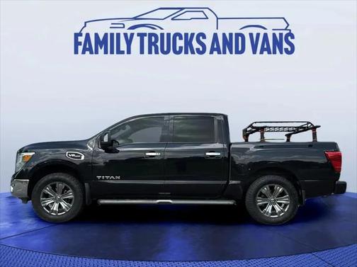 2017 Nissan Titan SV