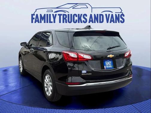 Mosaic Black Metallic 2018 Chevrolet Equinox LS